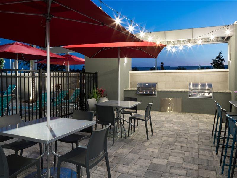Home2 Suites By Hilton Orlando Airport Exterior foto